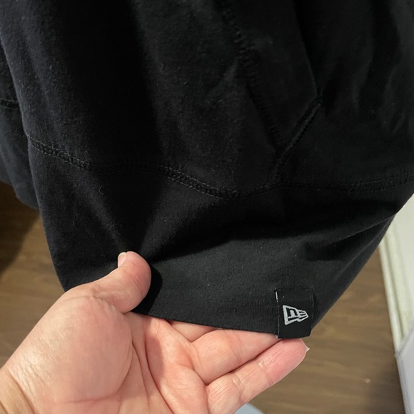 New Era Hoodie Work Out Tank - Picture 8 of 8